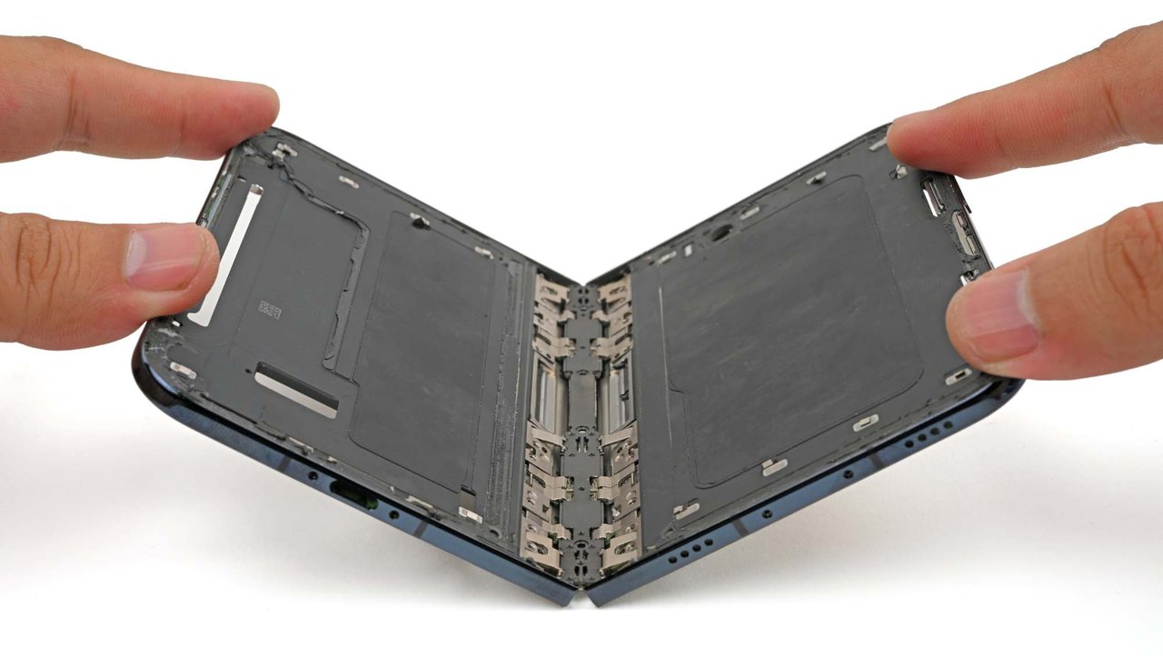 Cleaned out iPhone Duo shell